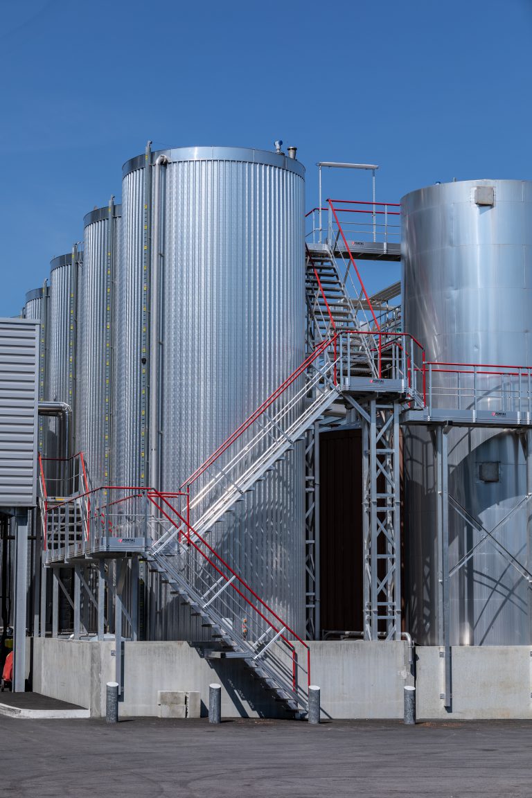 ESCALIER_SUR_SILO_INDUSTRIE_FORTAL