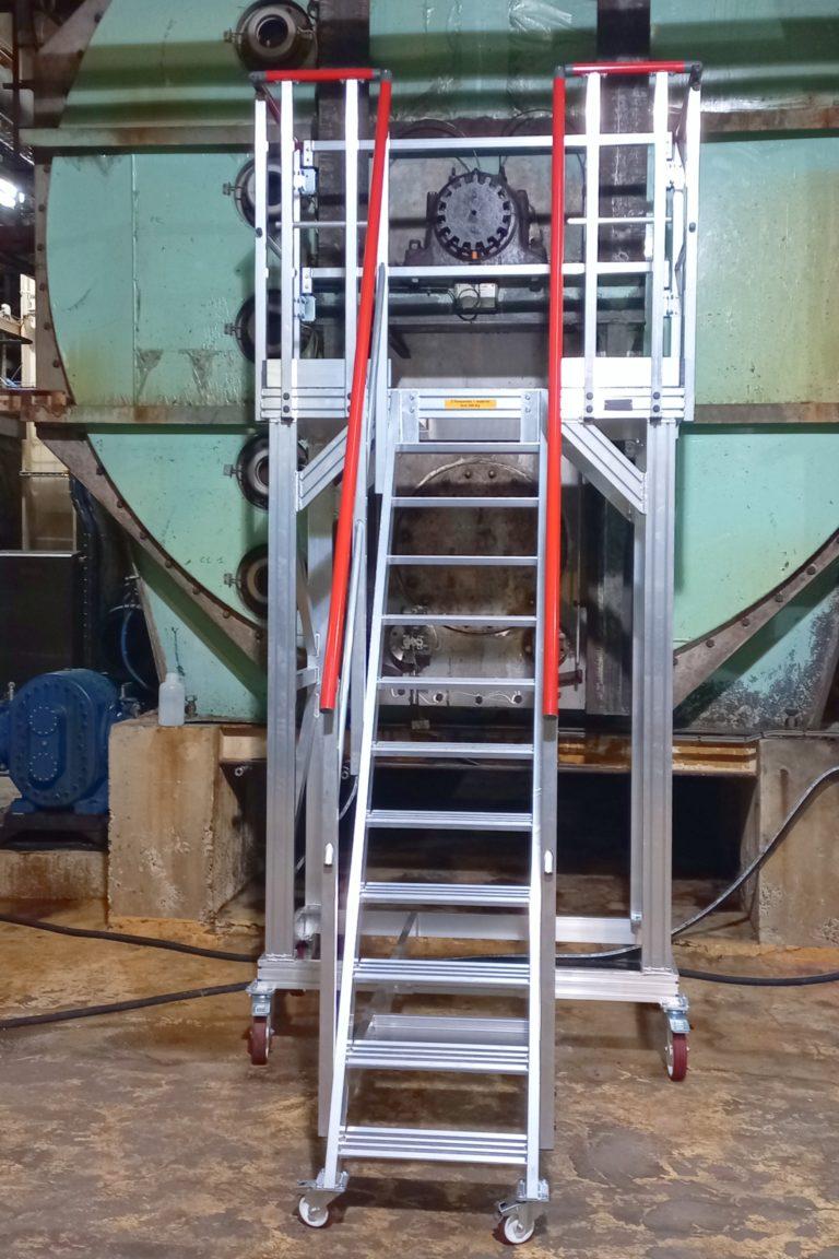 Mobile stepladder for machine access in sugar production plant - FORTAL